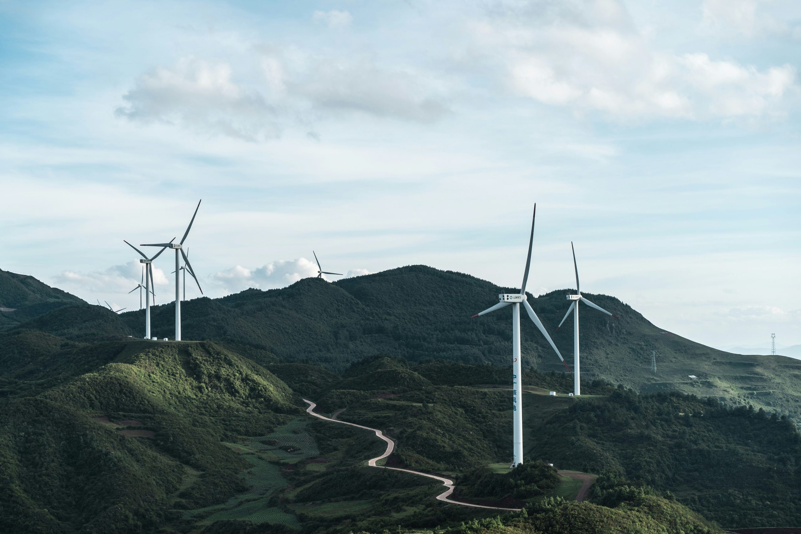 China’s AI Maps Entire Renewable Energy Grid, Revealing Path to Smarter Power Systems